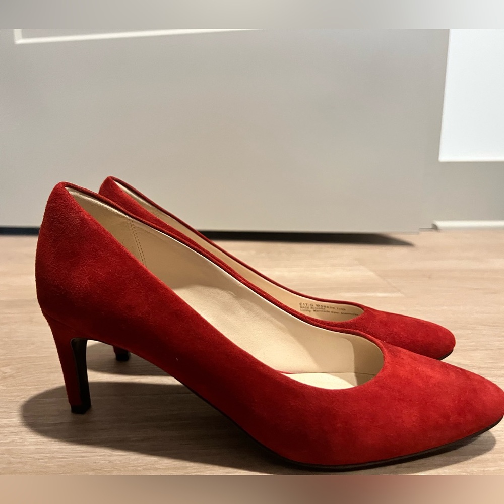 Cole Haan Suede Pump Size 10B (Medium) 3” Heel